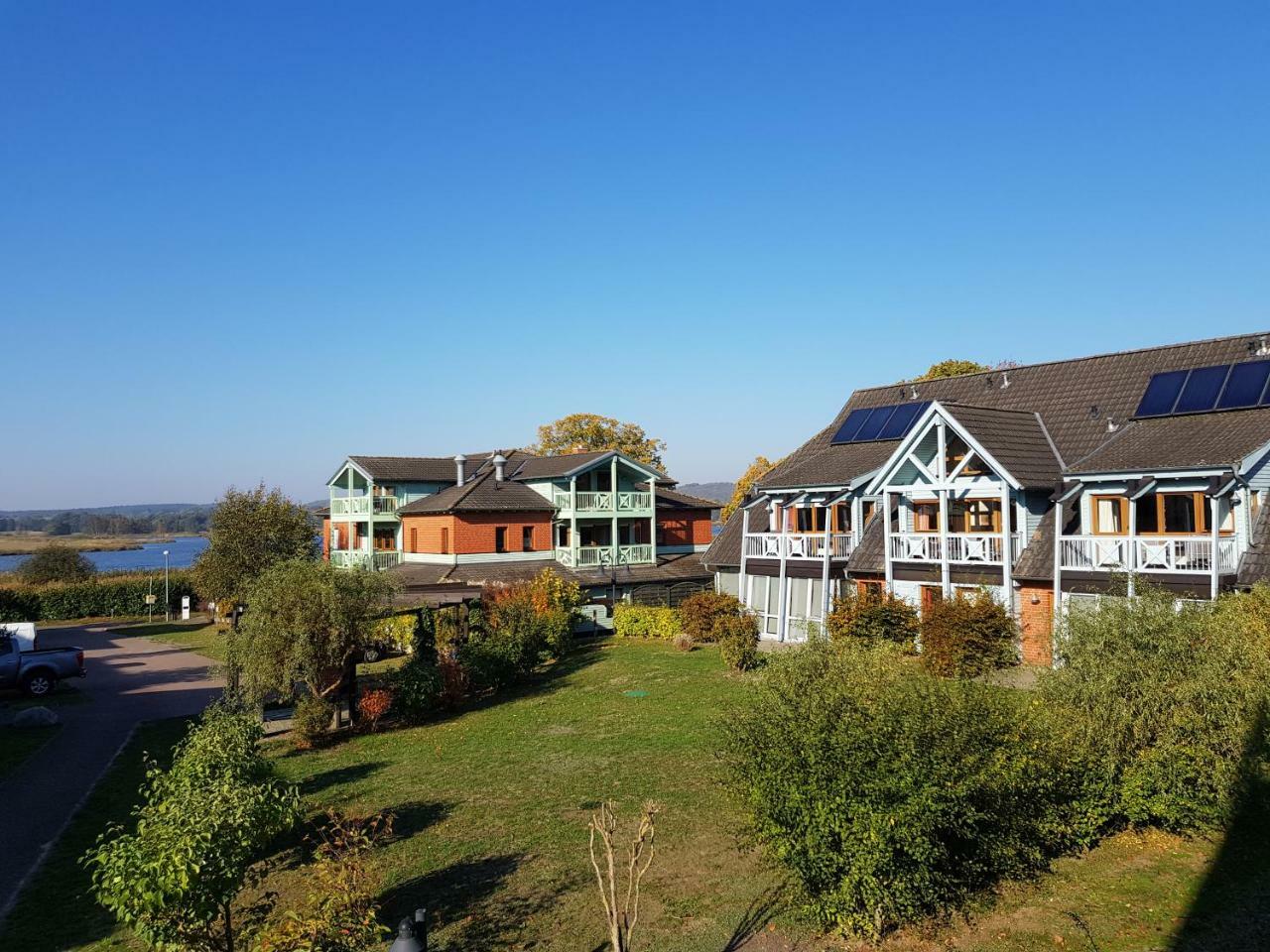 Ferienwohnung 4 Im Haus Am See Mit Wintergarten Und Terrasse Seedorf  Extérieur photo