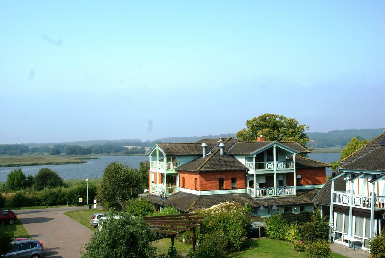 Ferienwohnung 4 Im Haus Am See Mit Wintergarten Und Terrasse Seedorf  Extérieur photo