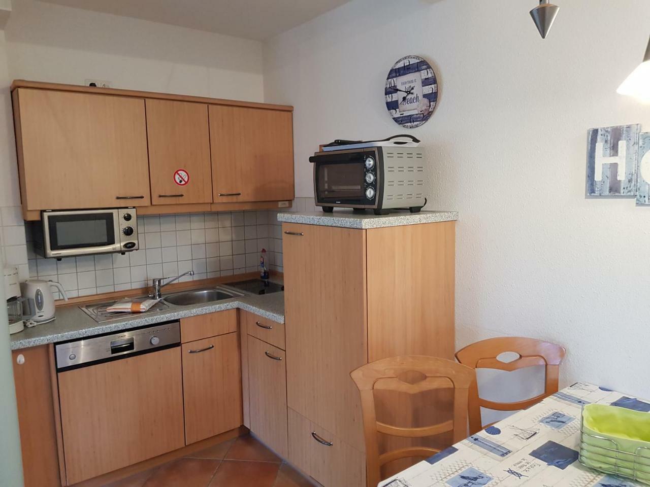 Ferienwohnung 4 Im Haus Am See Mit Wintergarten Und Terrasse Seedorf  Chambre photo
